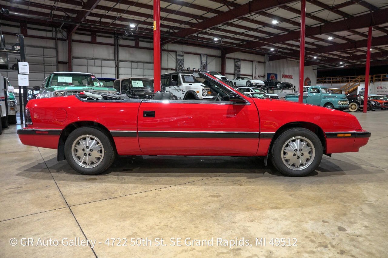 Used 1988 Chrysler LeBaron Convertible FWD image 10