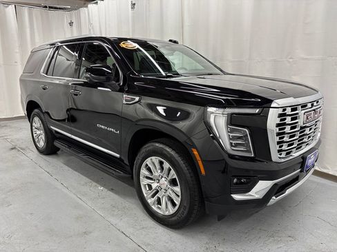 Used 2025 GMC Yukon Denali AWD/4WD image 7