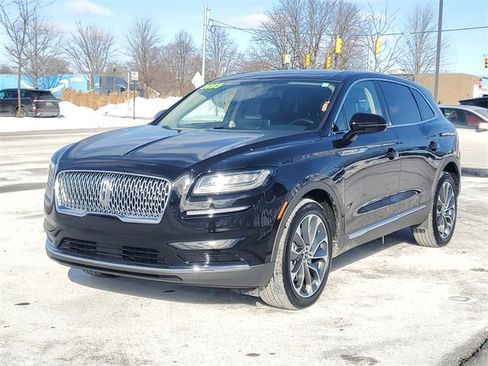 Certified 2023 Lincoln Nautilus Reserve image 2