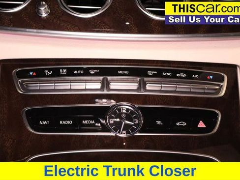 Used 2019 Mercedes-Benz E 300 image 19