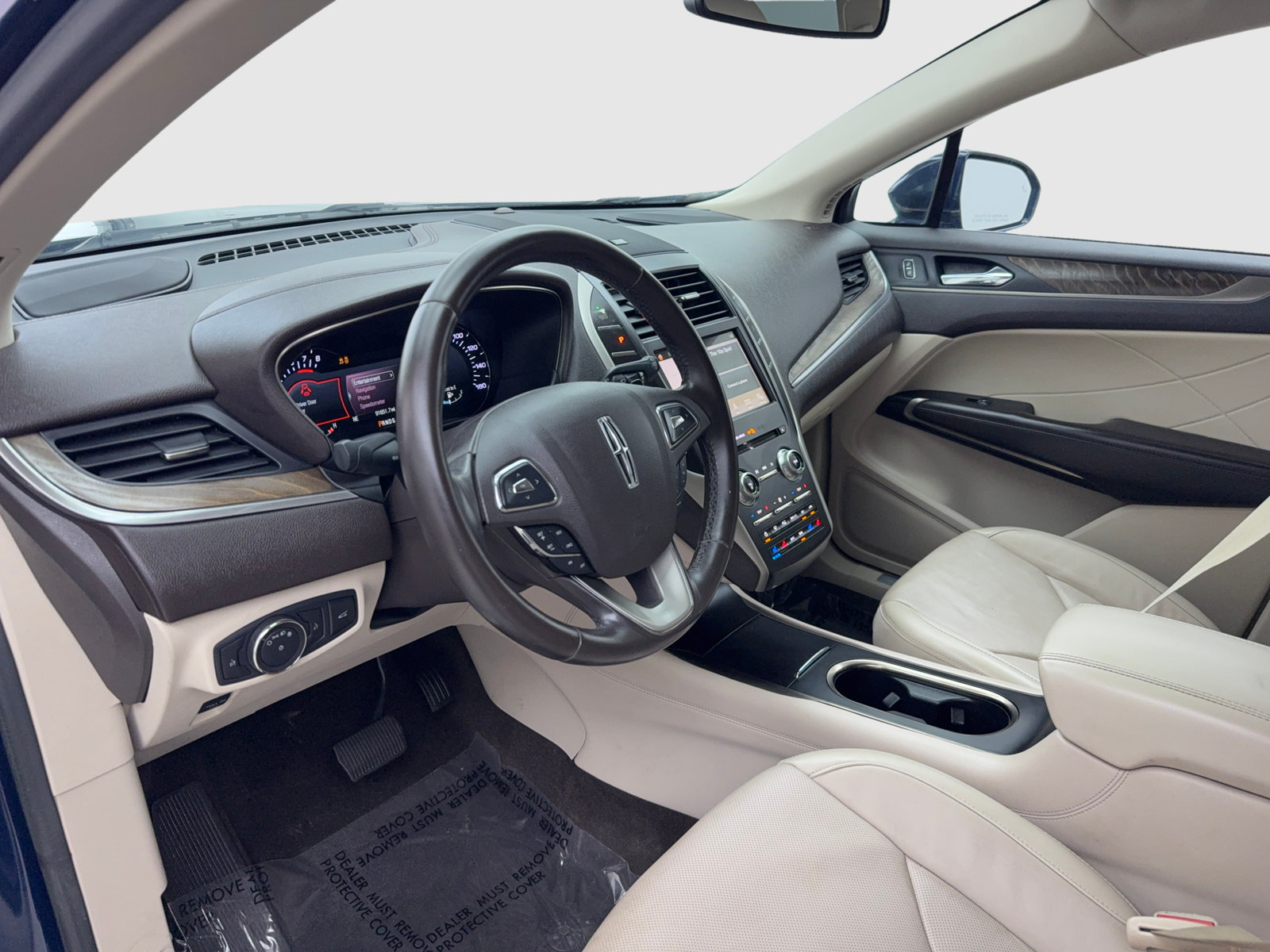 Used 2019 Lincoln MKC Reserve FWD image 28