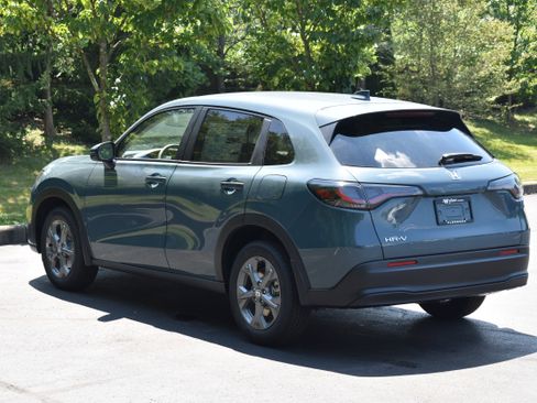 New 2026 Honda HR-V LX image 5