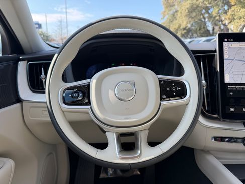 New 2026 Volvo XC60 B5 Ultra w/ Protection Package Premier image 14