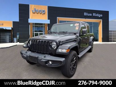 Used 2022 Jeep Gladiator Sport