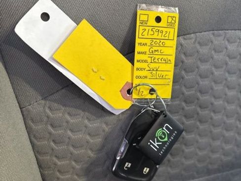 Used 2020 GMC Terrain SLE w/ Driver Convenience Package image 41