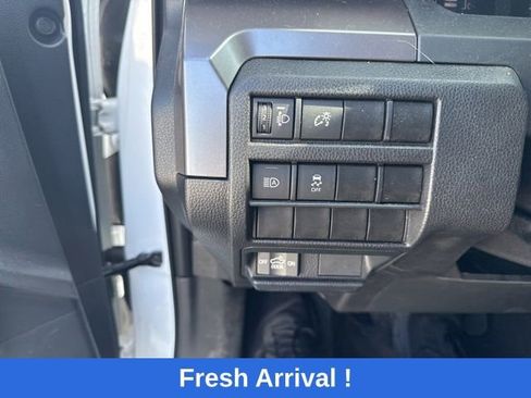 Used 2024 Toyota Tacoma SR5 RWD image 9