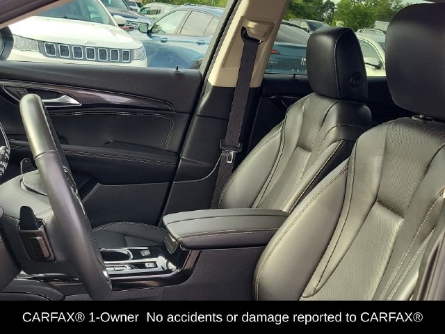 Certified 2023 Buick Envision Essence AWD/4WD image 7
