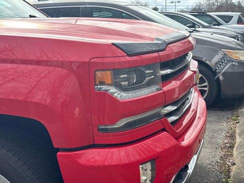 Used 2018 Chevrolet Silverado 1500 LTZ Z71 w/ LTZ Plus Package image 5