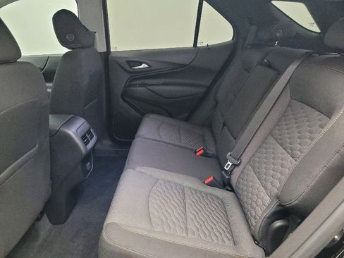 Used 2018 Chevrolet Equinox LT FWD image 18