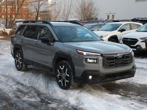 Used 2026 Subaru Outback Touring XT w/ Touring Package image 3