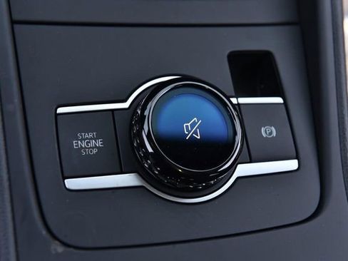 New 2026 Volkswagen Tiguan SE R-Line image 17