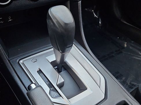 Used 2022 Subaru Crosstrek 2.0i image 22