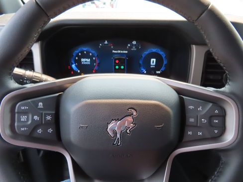 New 2026 Ford Bronco Outer Banks AWD/4WD image 10
