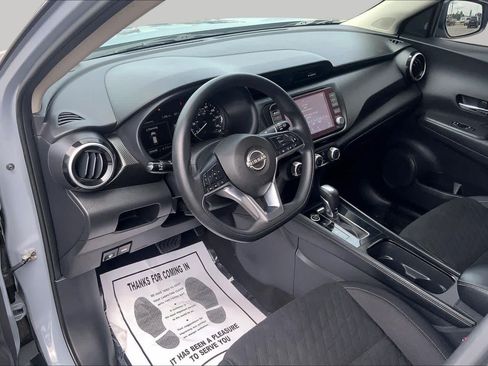 Used 2023 Nissan Kicks SV FWD image 18