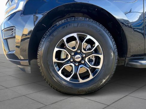 Used 2022 Ford Expedition XLT image 10