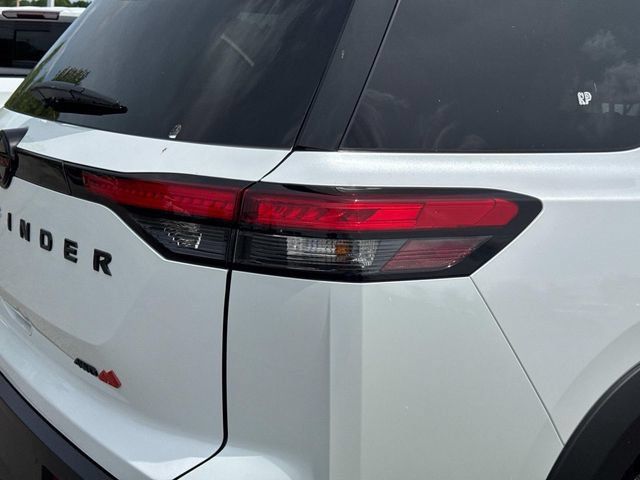 New 2026 Nissan Pathfinder Rock Creek AWD/4WD image 13