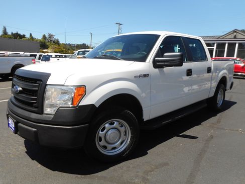 Used 2013 Ford F150 XL w/ Trailer Tow Pkg RWD image 3