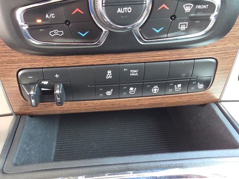 Used 2017 RAM 1500 Laramie w/ Convenience Group RWD image 22
