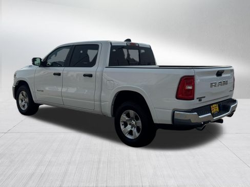 Used 2025 RAM 1500 Big Horn AWD/4WD image 5