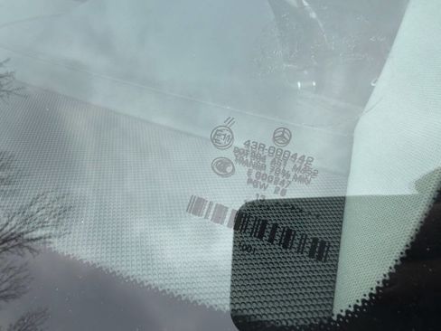 Used 2014 Mercedes-Benz GL 550 4MATIC image 76