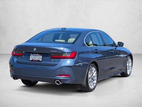 Used 2026 BMW 330i Sedan RWD image 5
