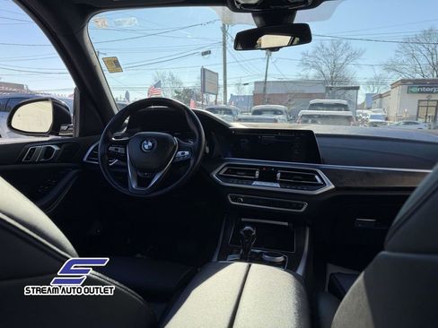 Used 2022 BMW X5 xDrive45e image 23