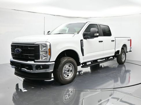 New 2026 Ford F250 XL w/ XL Chrome Package AWD/4WD image 1