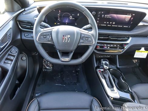 New 2026 Buick Envista Avenir image 13