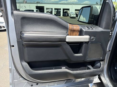 Used 2020 Ford F150 Lariat AWD/4WD image 10