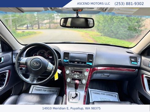 Used 2008 Subaru Outback 2.5i Limited L.L. Bean image 11