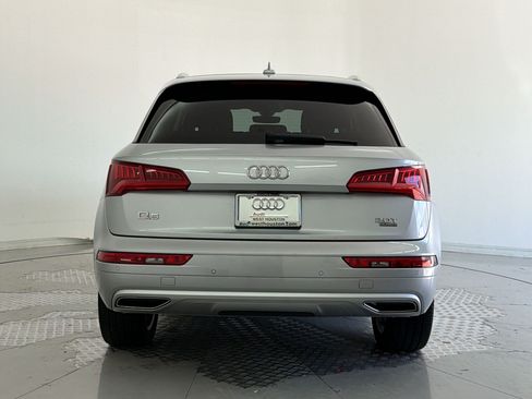 Used 2018 Audi Q5 2.0T Premium Plus w/ Premium Plus Package AWD/4WD image 10