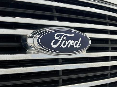 Used 2016 Ford Transit 350 XLT RWD image 39