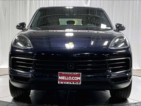 Used 2023 Porsche Cayenne image 13