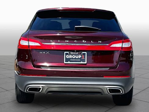 Used 2017 Lincoln MKX Reserve FWD image 5