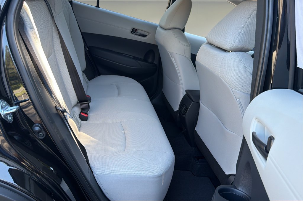 New 2026 Toyota Corolla Cross LE w/ Moonroof Package FWD image 17