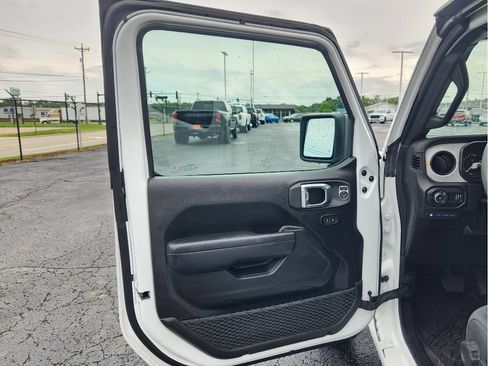 Used 2025 Jeep Wrangler Unlimited Sport S 4xe w/ Convenience Group AWD/4WD image 25