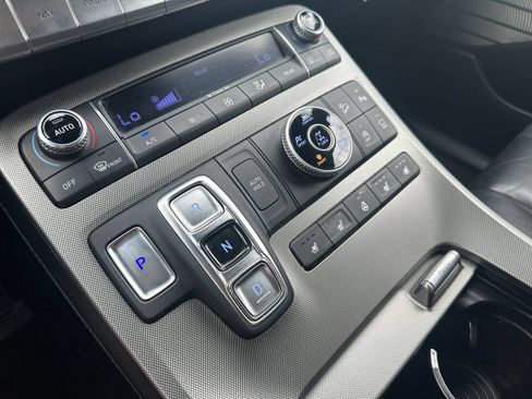 Used 2020 Hyundai Palisade Limited AWD/4WD image 16