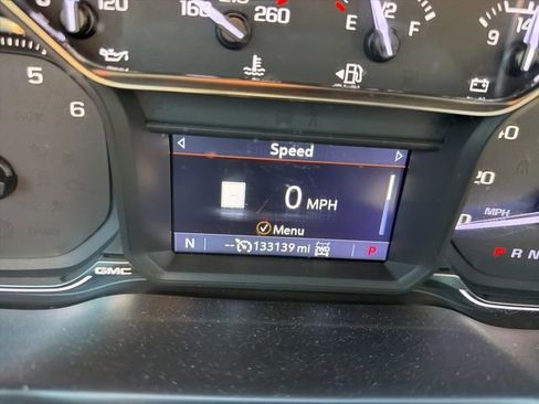 Used 2020 GMC Sierra 1500 AT4 w/ AT4 Premium Package AWD/4WD image 15