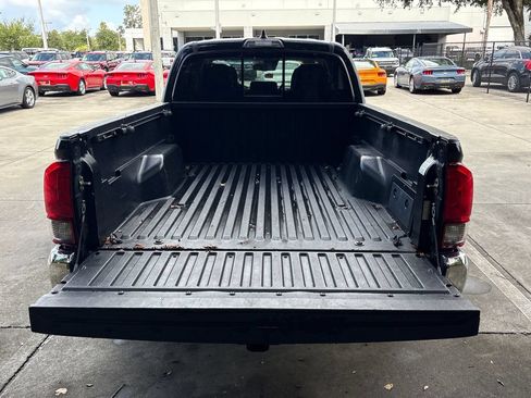 Used 2022 Toyota Tacoma 2WD Double Cab image 28