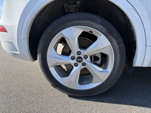 Used 2024 Audi Q5 2.0T Premium Plus w/ Premium Plus Package image 14