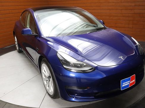 Used 2022 Tesla Model 3 image 60