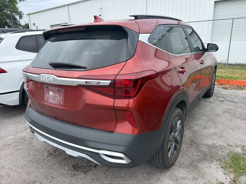 Used 2022 Kia Seltos S FWD image 11