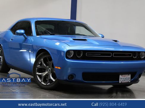 Used 2015 Dodge Challenger R/T Plus image 1