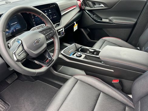 New 2026 Chevrolet Equinox RS w/ LPO, Floor Liner Package image 10