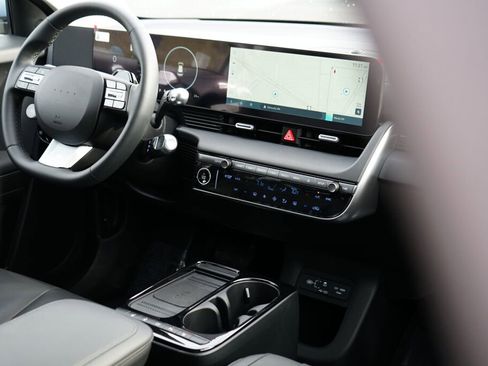 Certified 2025 Hyundai Ioniq 5 SEL image 27