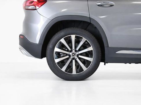 Used 2023 Mercedes-Benz GLA 250 4MATIC image 7