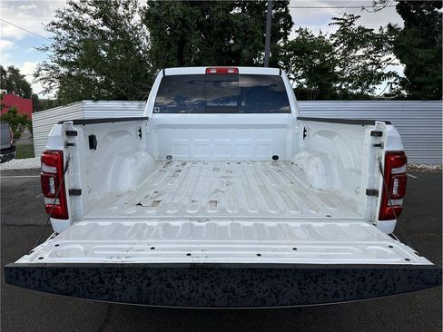 Used 2024 RAM 2500 Laramie AWD/4WD image 31