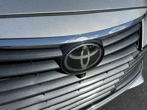 Used 2019 Toyota Avalon Limited w/ Advanced Safety Package FWD image 21