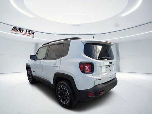 Certified 2023 Jeep Renegade Trailhawk image 5