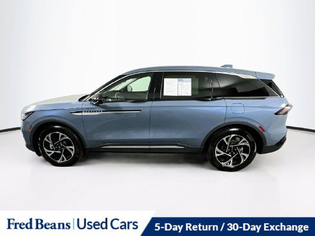 Used 2026 Lincoln Nautilus Premier w/ Equipment Group 102A AWD/4WD image 5